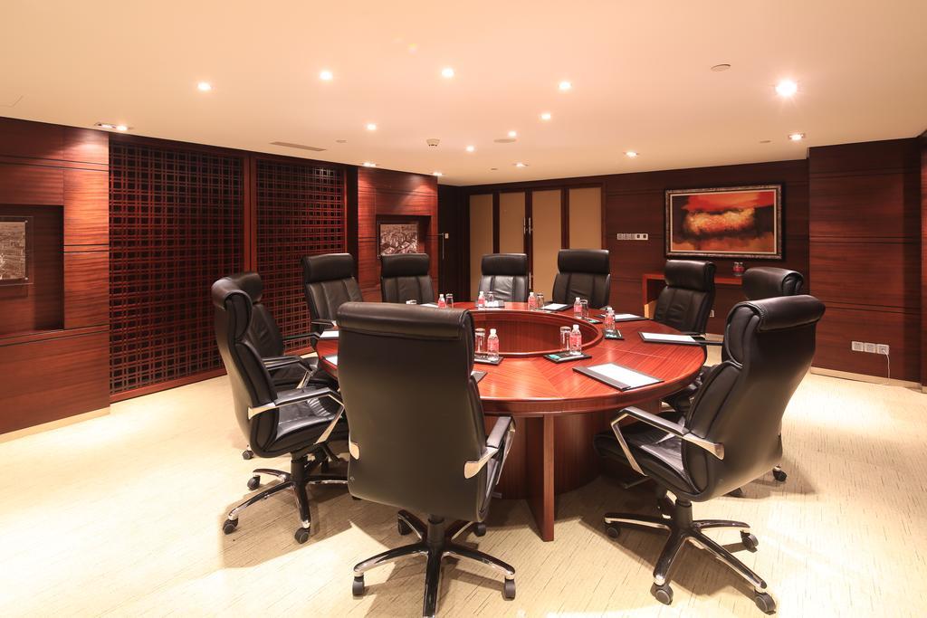 Ramada Plaza By Wyndham Shanghai Caohejing Hotel ภายนอก รูปภาพ